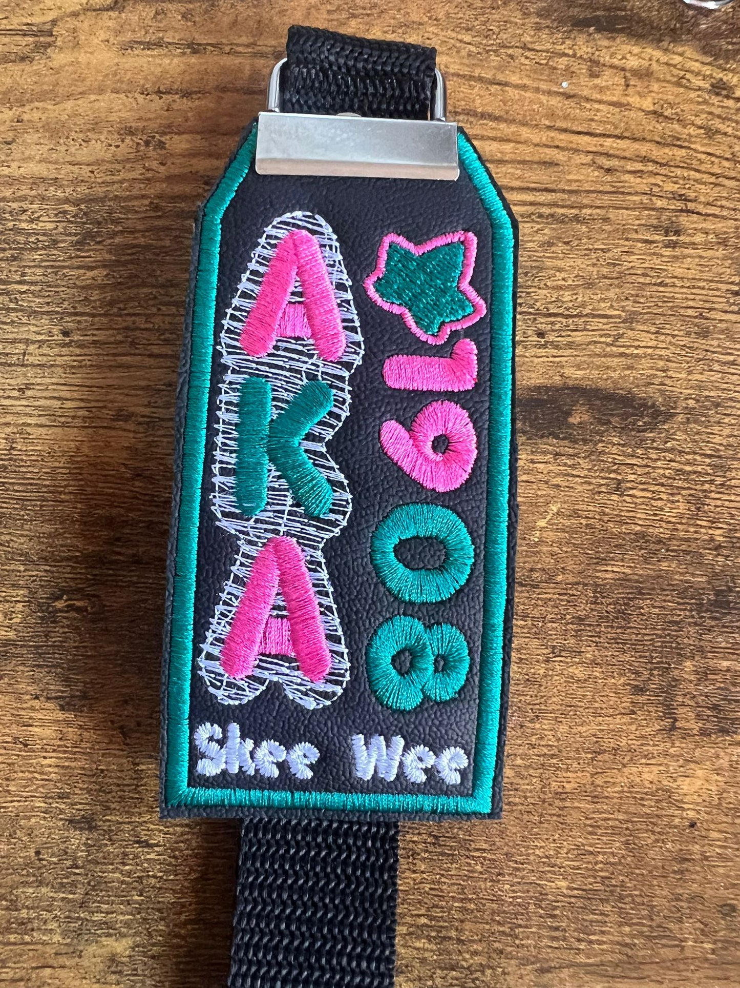Alpha Kappa Alpha Bag Tag (Green Border)/Strap