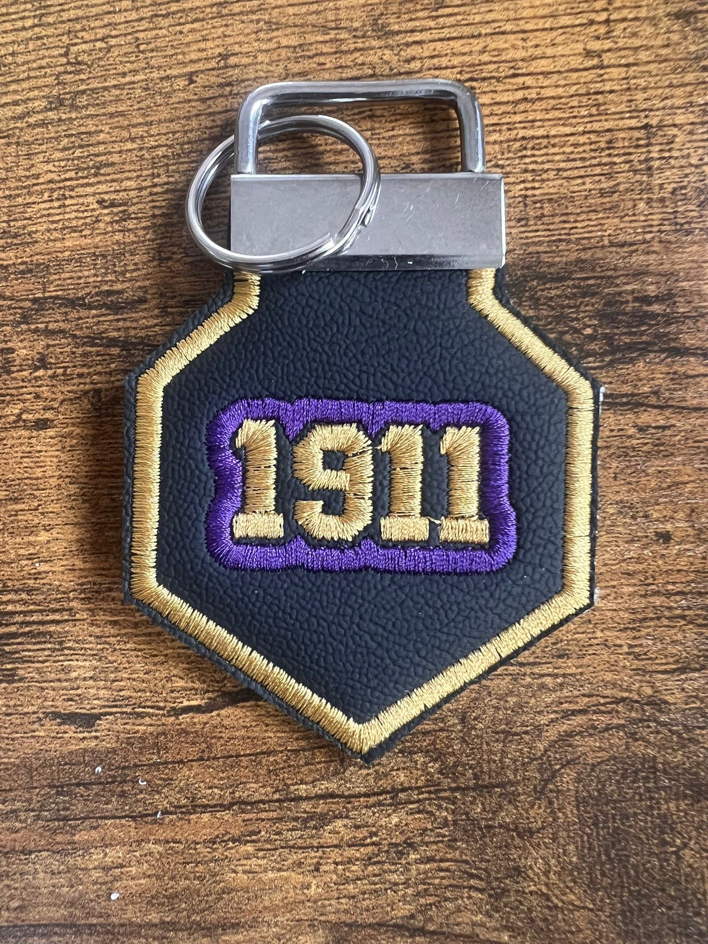 1911 Omega Psi Phi KeyChain (Gold Border)
