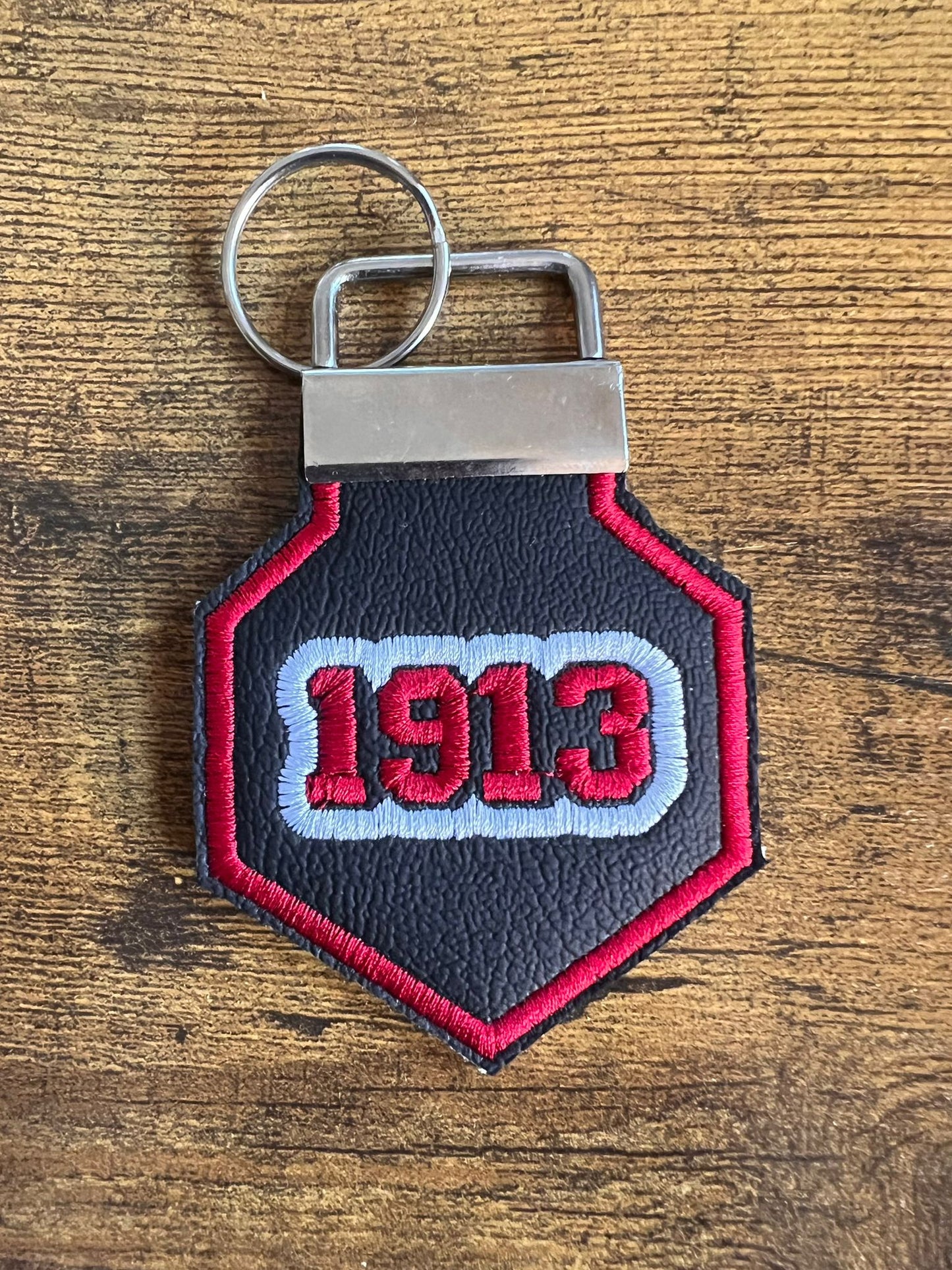 1913 Delta Sigma Theta KeyChain (Red Border)