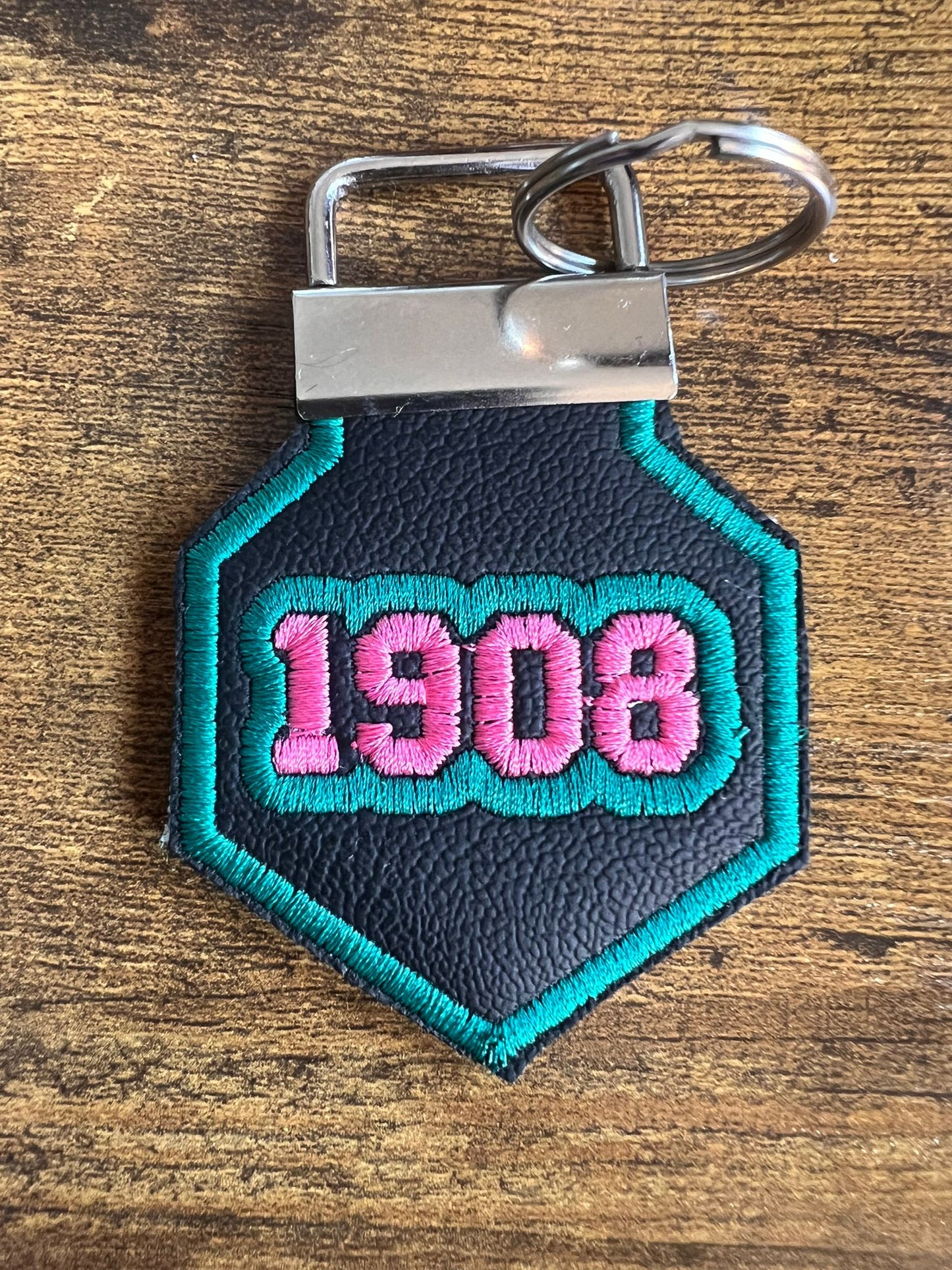 Alpha Kappa Alpha Keychain 1908 (Green Border) - BUY NOW