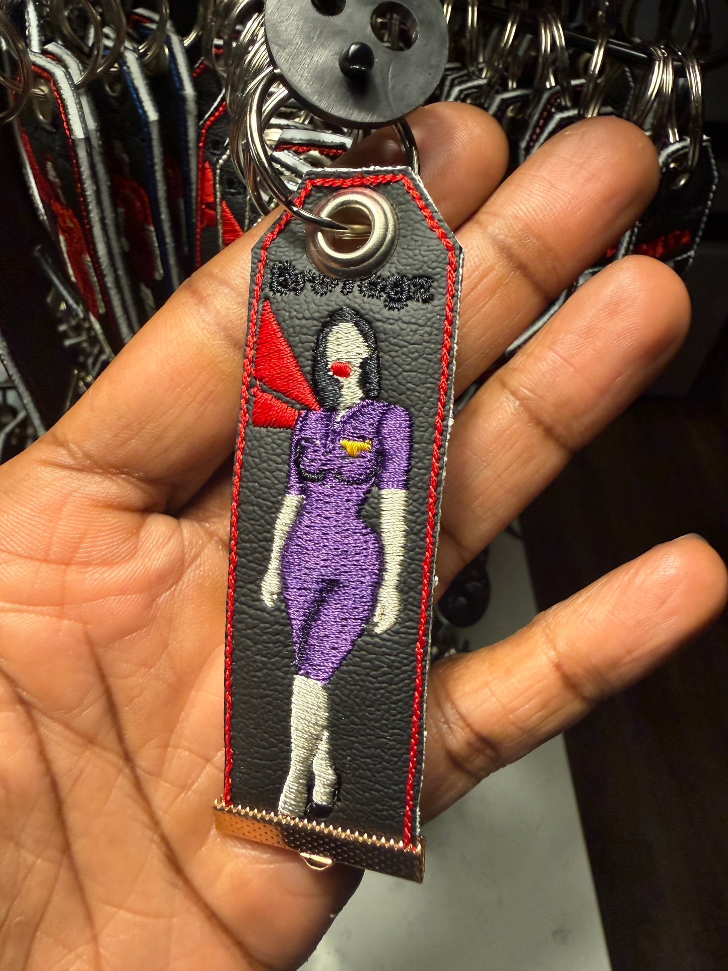 DELTA Air Uniform (Lady) - Classic Keychain