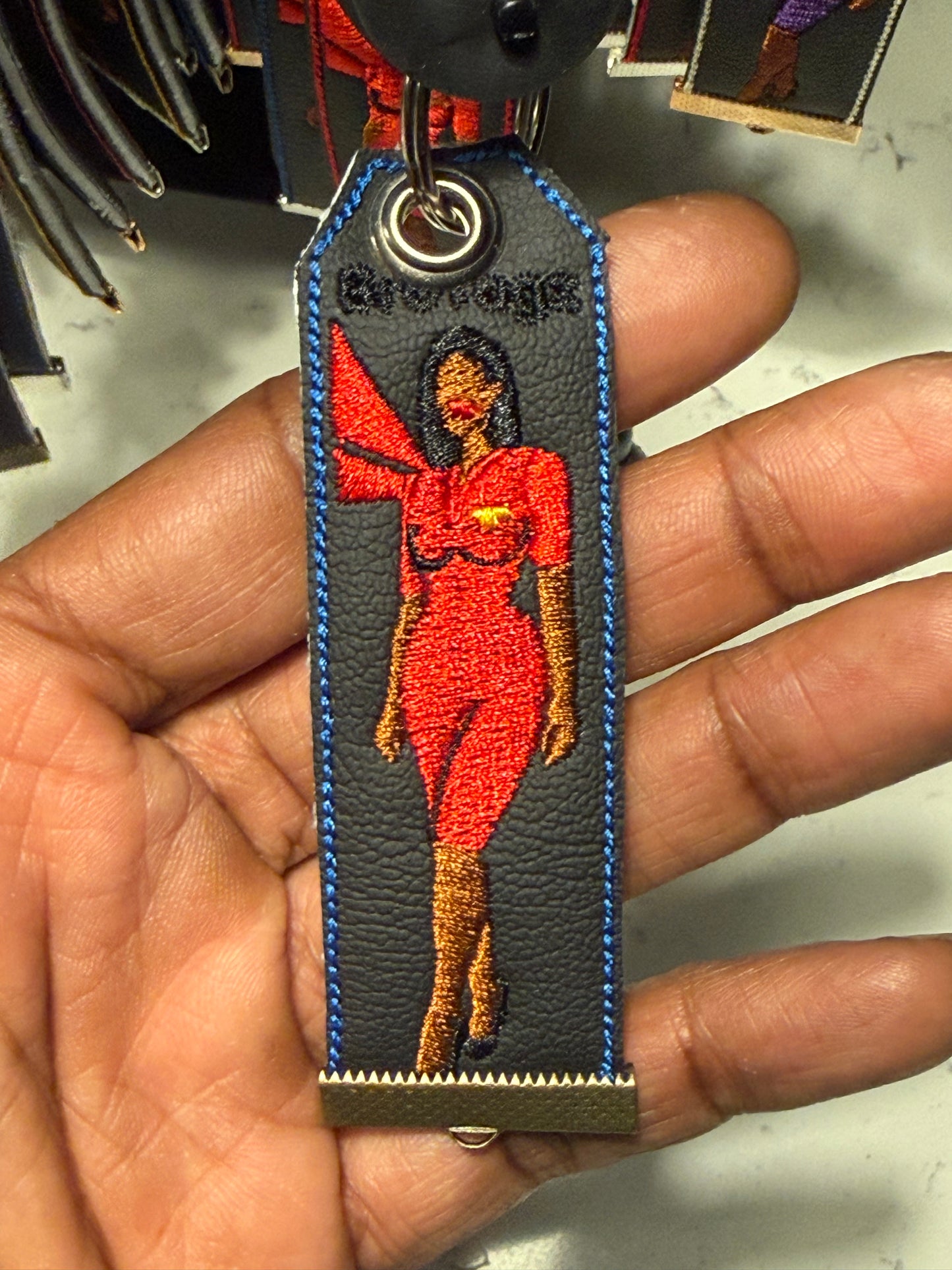 DELTA Air Uniform (Lady) - Classic Keychain