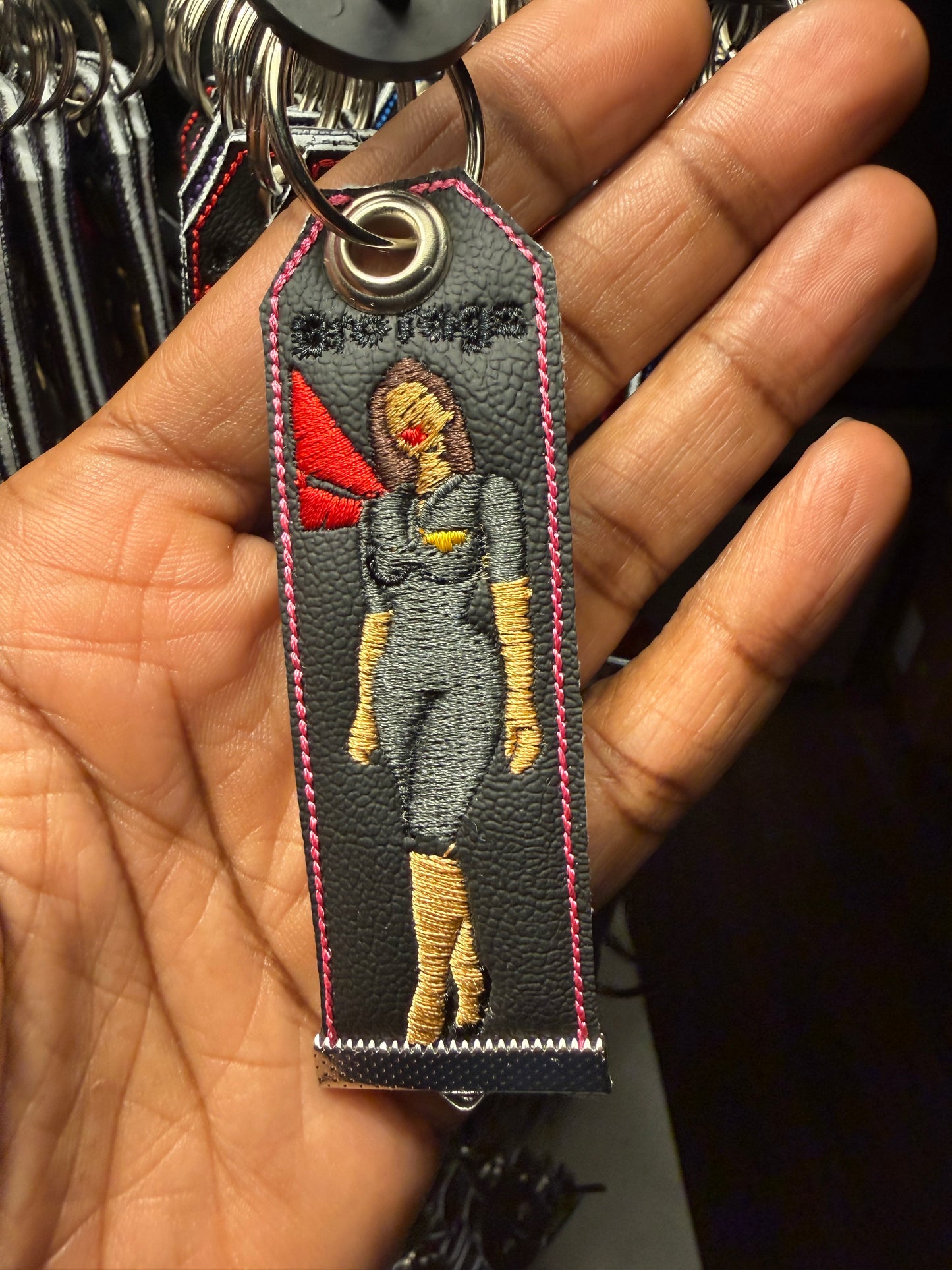 DELTA Air Uniform (Lady) - Classic Keychain