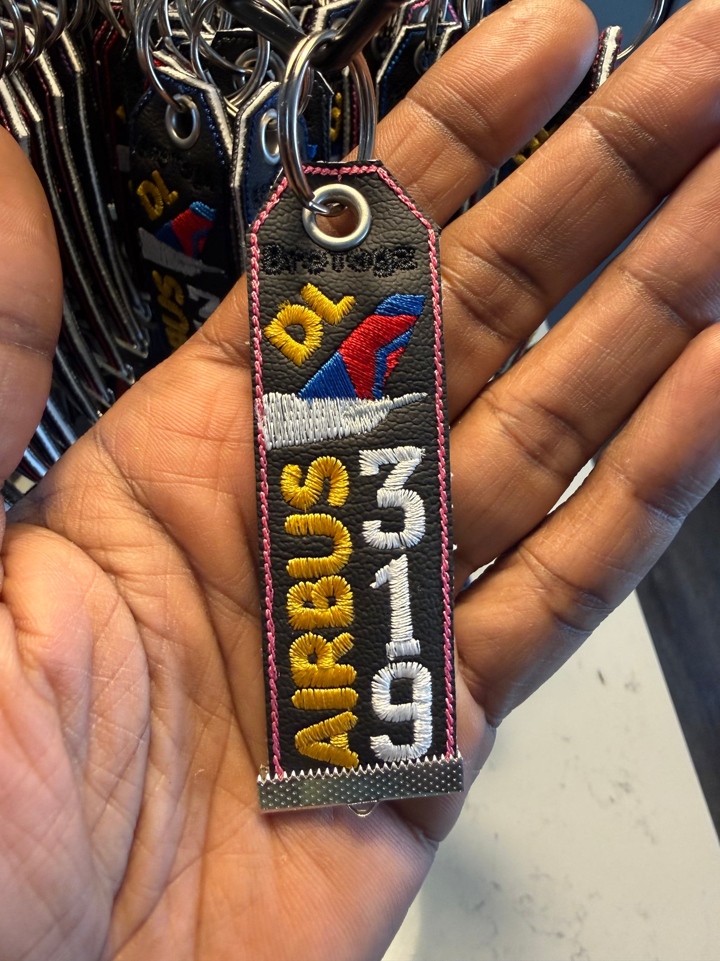 DELTA Air Hubs - Classic Mini Keychain