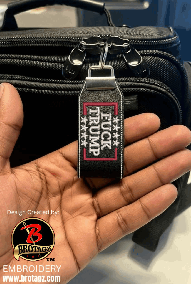 FUCK TRUMP - Loop Keychain